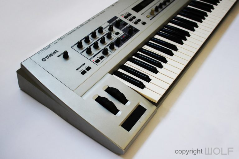 Yamaha CS6x Control Synthesizer 1999 Wolf Review