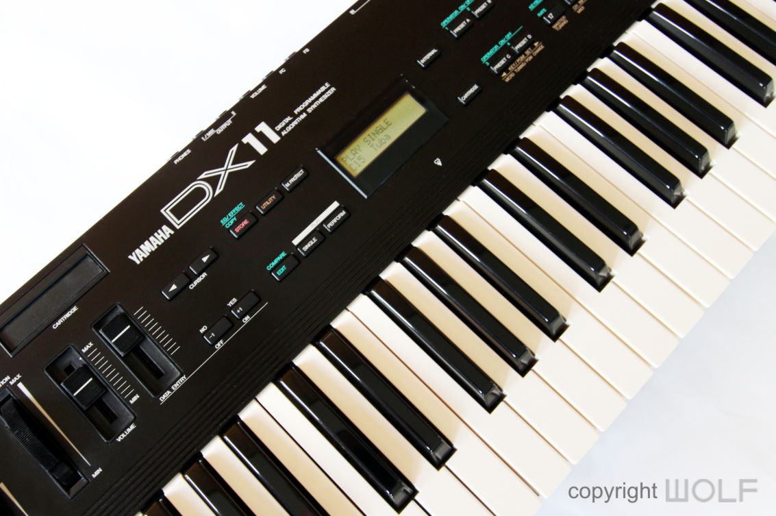 Yamaha DX11 Synthesizer (1987) | Wolf Review