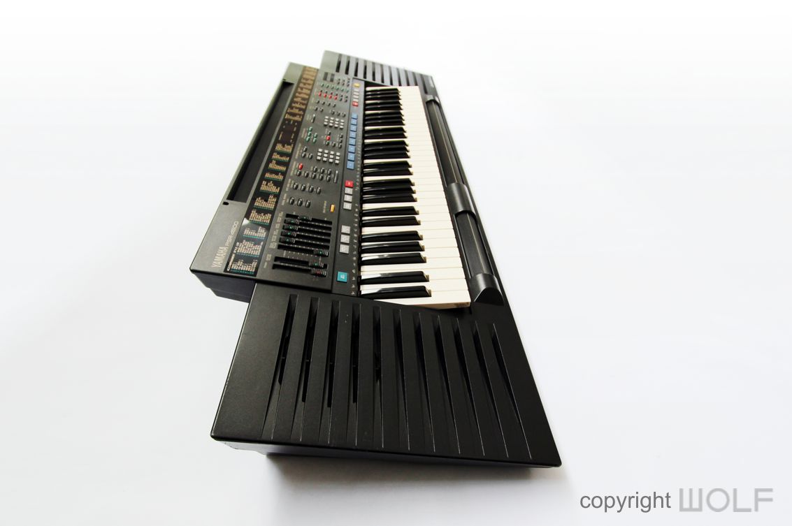 Yamaha PSR-4500 Portatone Keyboard (1989)